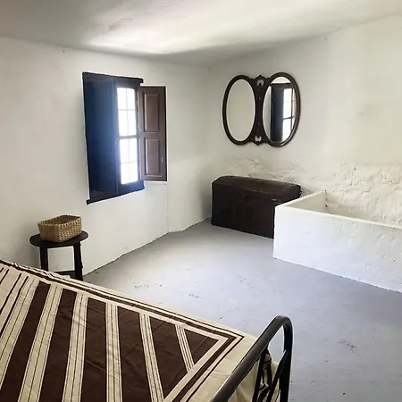 Fuente Del Hierro Aparthotel *